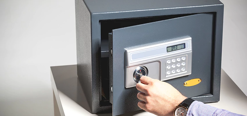 Jewelry Safe Unlocking Service in Lake Los Angeles, California